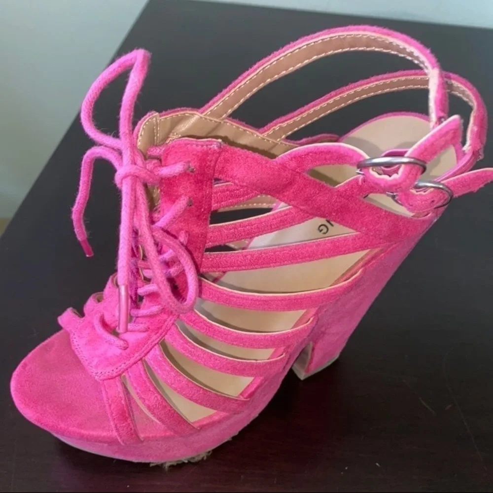 Call It Spring Women’s Hot Pink Suede Lace-Up Platform Heels Size 7.5